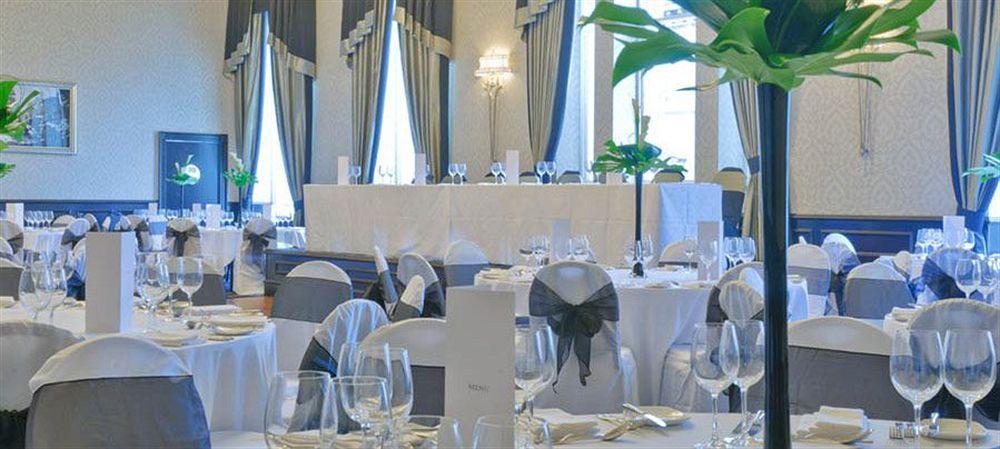 Rox Hotel Aberdeen By Compass Hospitality Exterior photo